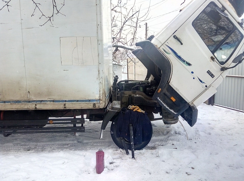Саний Sachs 4