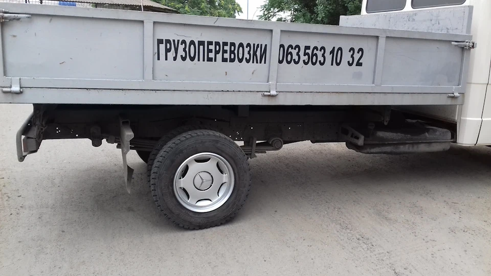 Пофарбував задні диски.