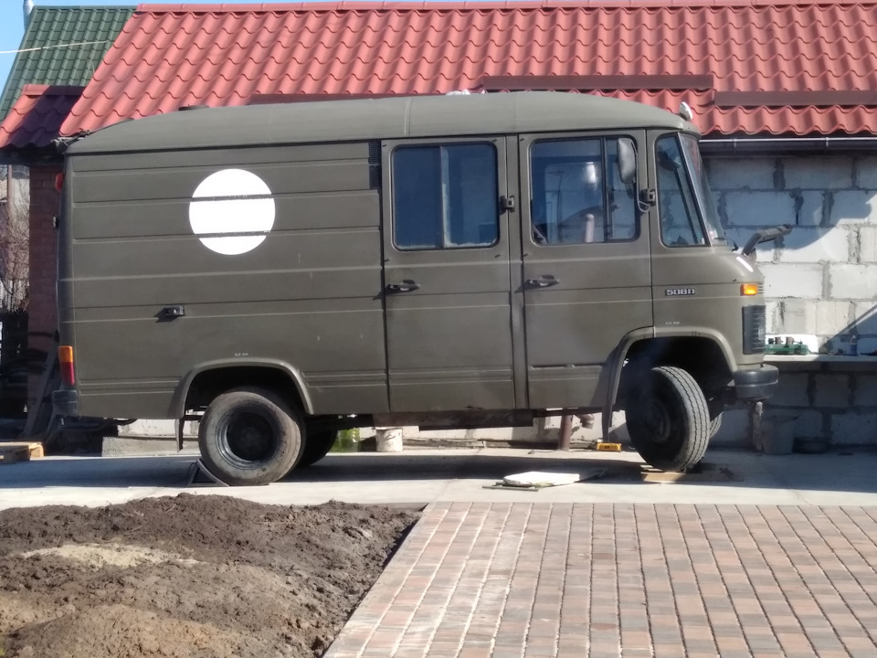 Зміна втулок переднього стабілізатора 4