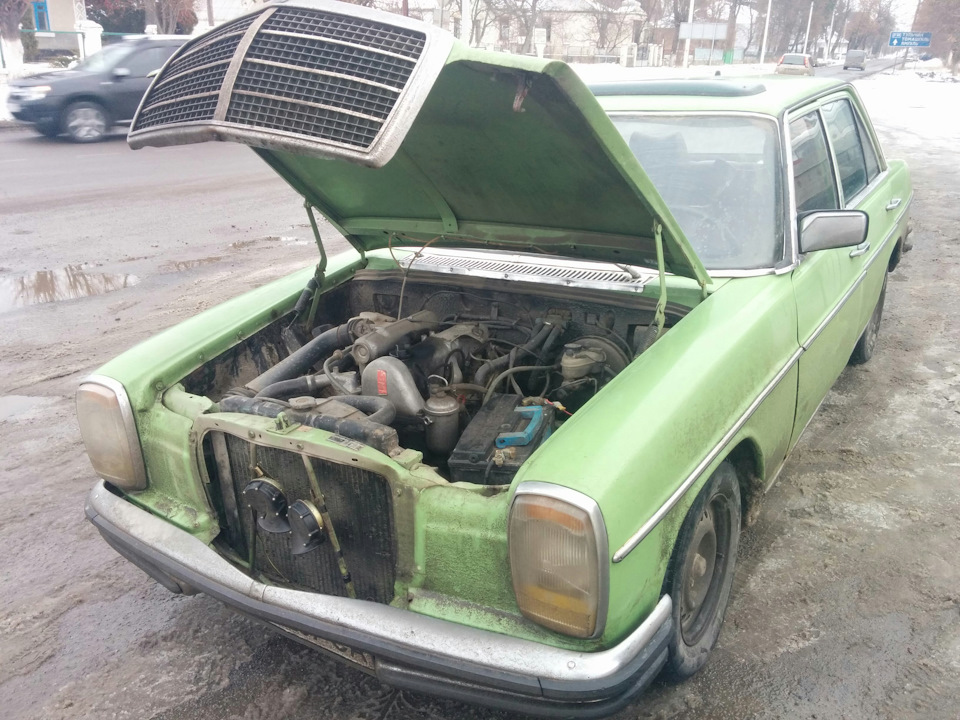 мерседес w115 1
