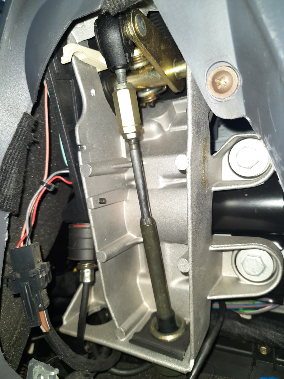 #34. Регулювання троса АКПП 4hp20 1