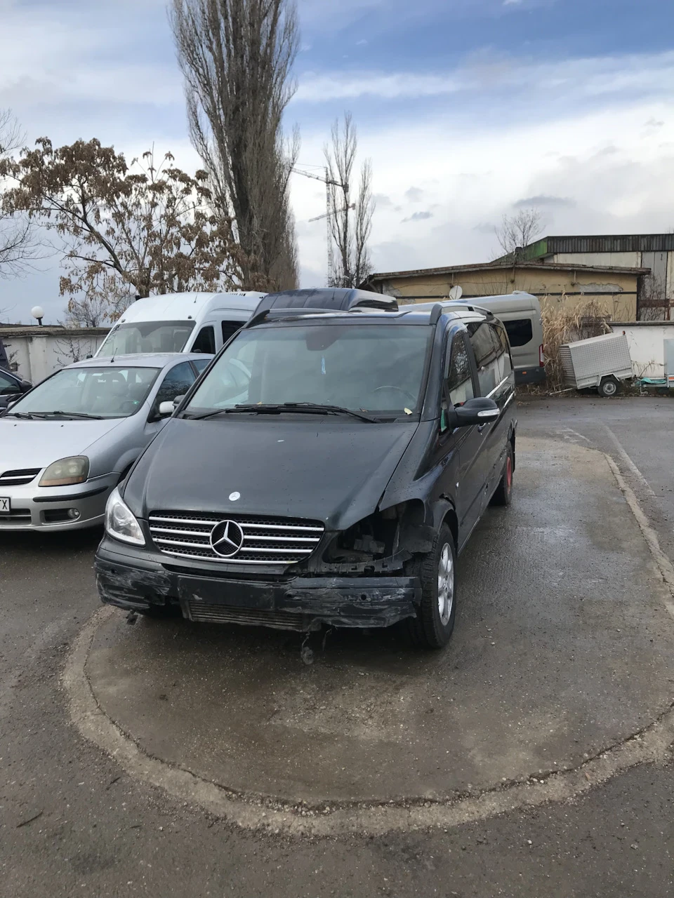 Забрав машину додому