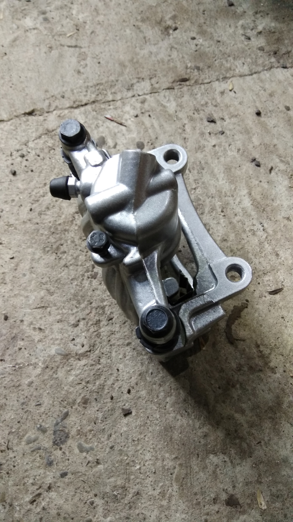 Супорт MB 639 Bosch відновлено 5