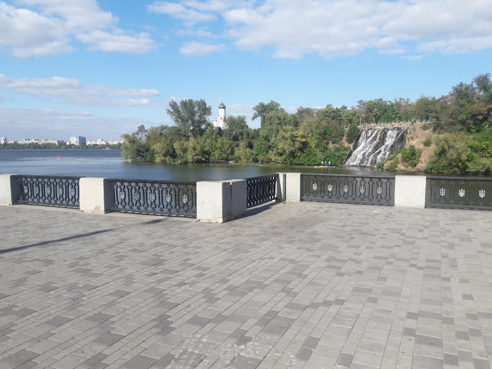 Просто фотки на тлі Дніпра 3