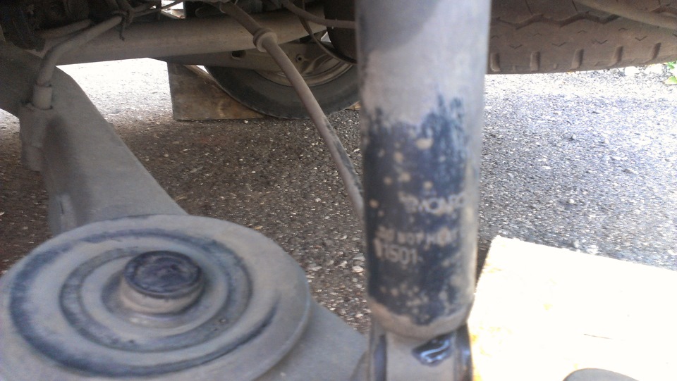 Заміна задньої пружини 4