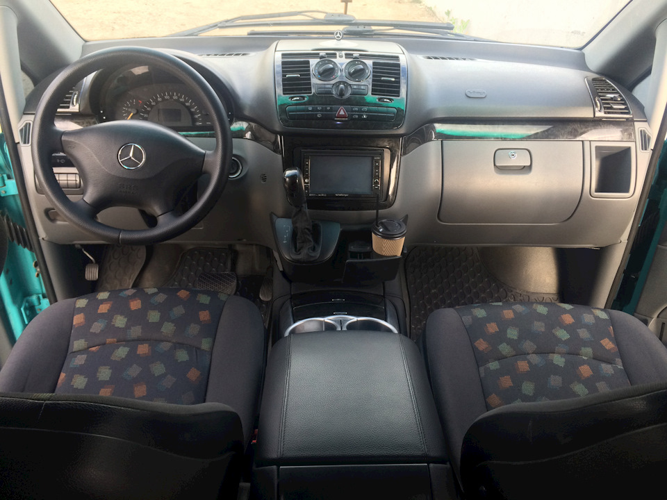 Встановлення підлокітника на Vito 639 став як рідний 1