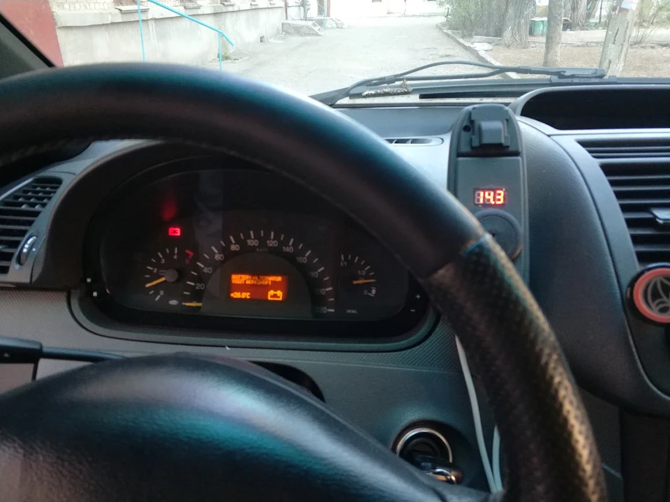Помилка по генератору. Хто стикався?
