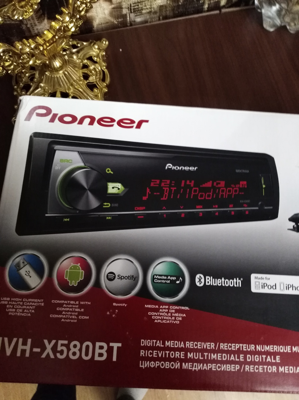 Купив Pioneer MVH-x580bt 2