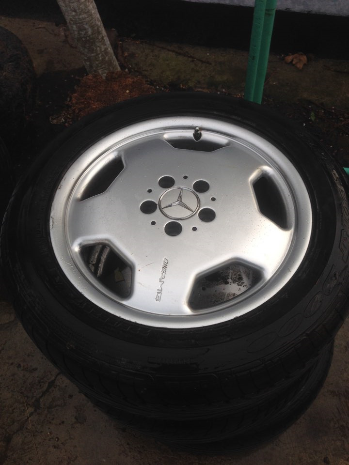 Продаю диски AMG R17 5