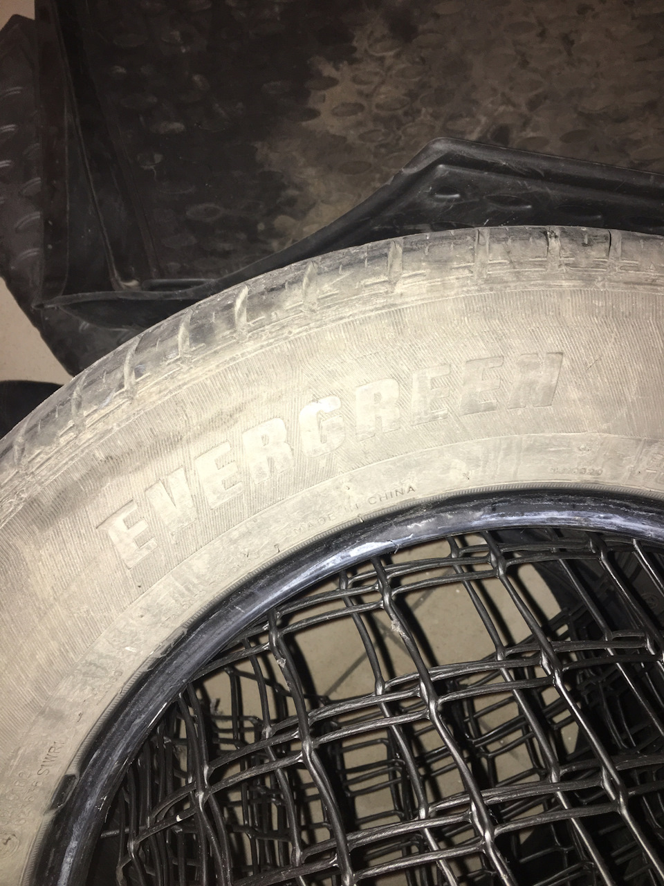 Продам літо 225/60/16 2