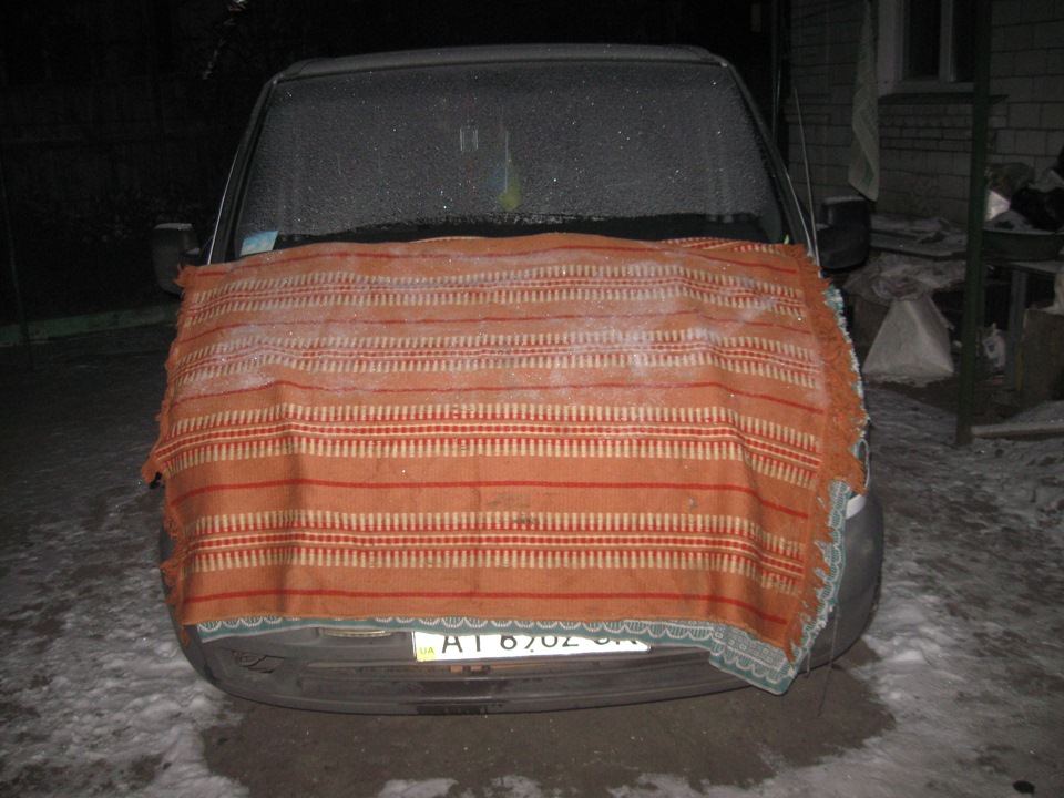 Причепив накладку. 3