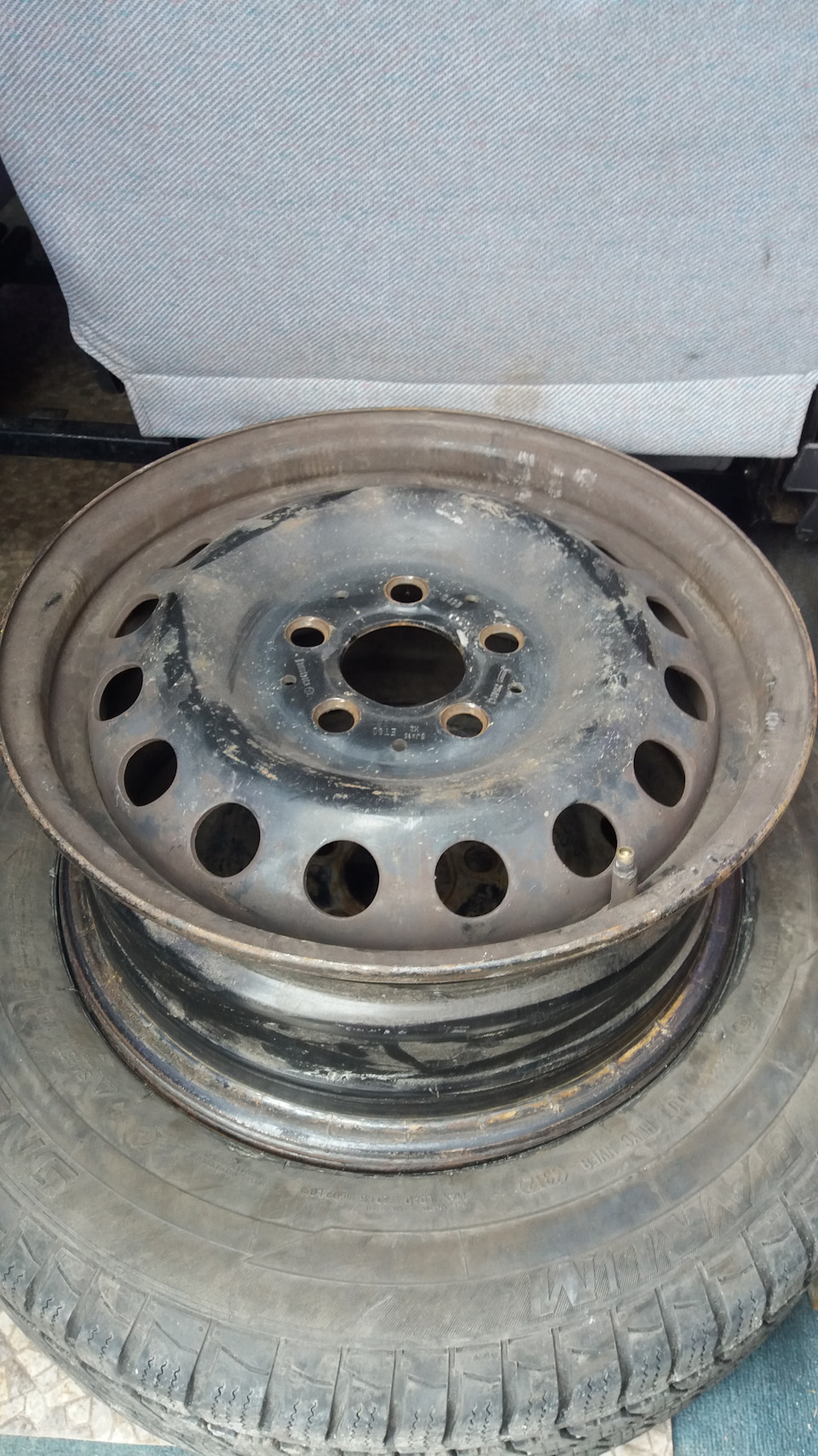 Продам диск R-15 1
