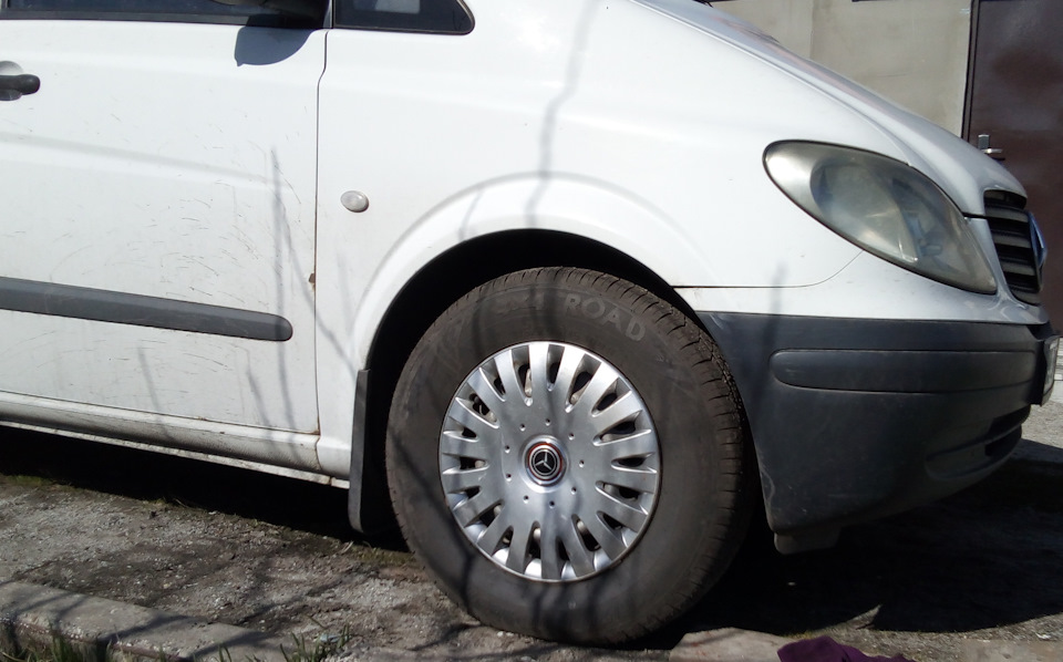 Літні капці 215/70/R16 3