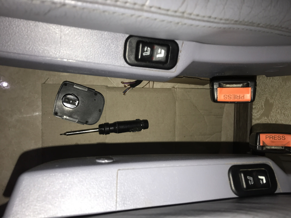 Купив передні електросидіння від V-class! 3