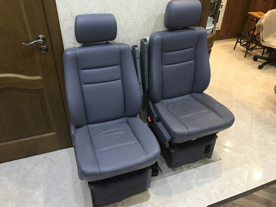 Купив передні електросидіння від V-class! 1