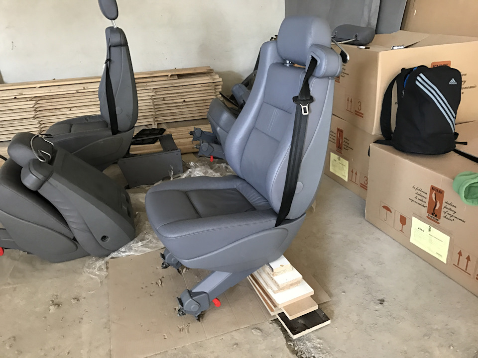 Хімчистка нових сидух V-class =) 1