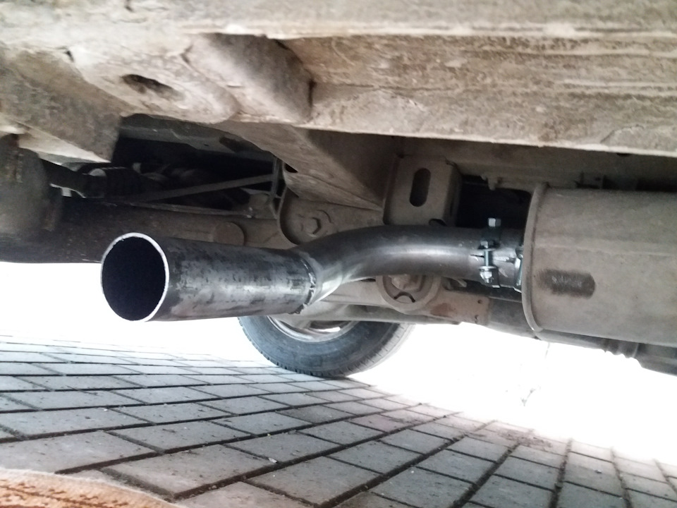Трохи зайнялася вихлопом 115cdi 639 1
