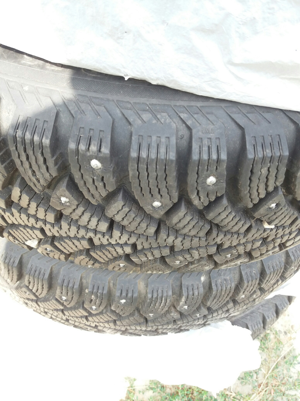 Взяв взуття взимку) 215/70 R16 2