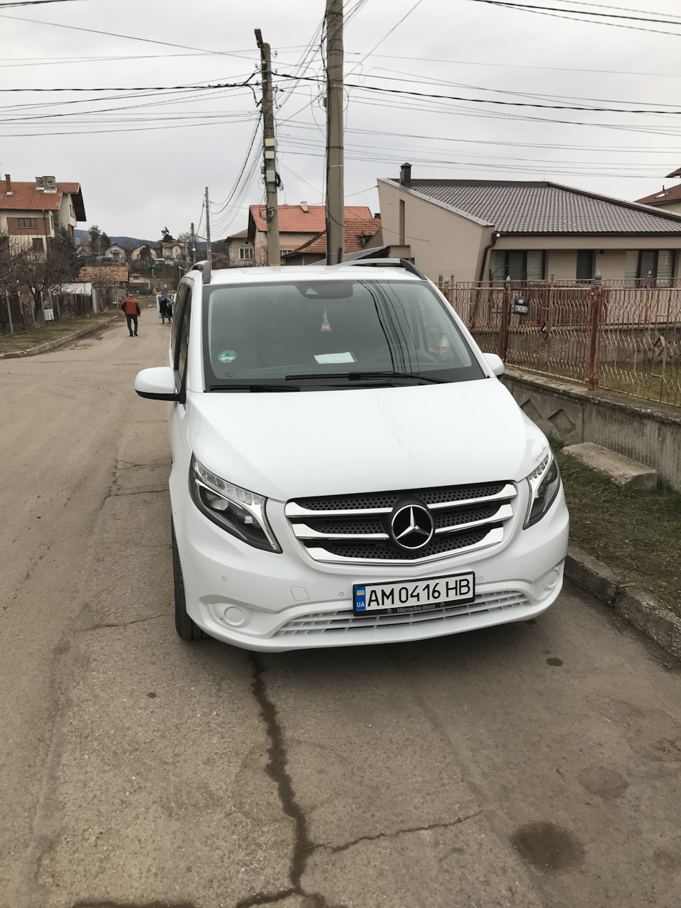 Перший ремонт. Заміна задніх амортизаторів. 4