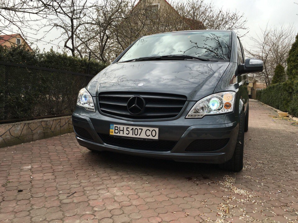 установка LED фар у 639 vito 5