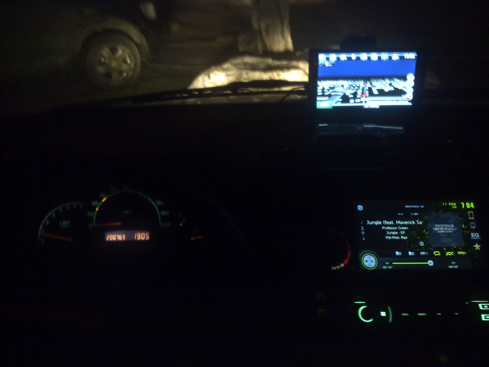 Нова голова Pioneer AVH-X7500BT 5