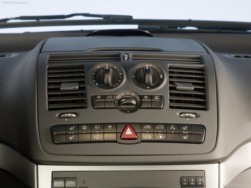 Mercedes-Benz Viano 2011 5