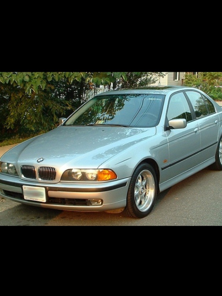 Mercedes Mercedes Fiat alfa Romeo 2