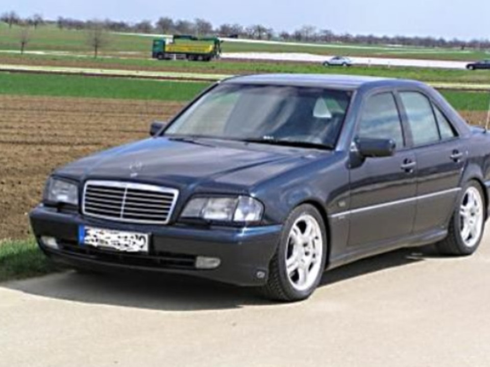 Mercedes Mercedes Fiat alfa Romeo 1