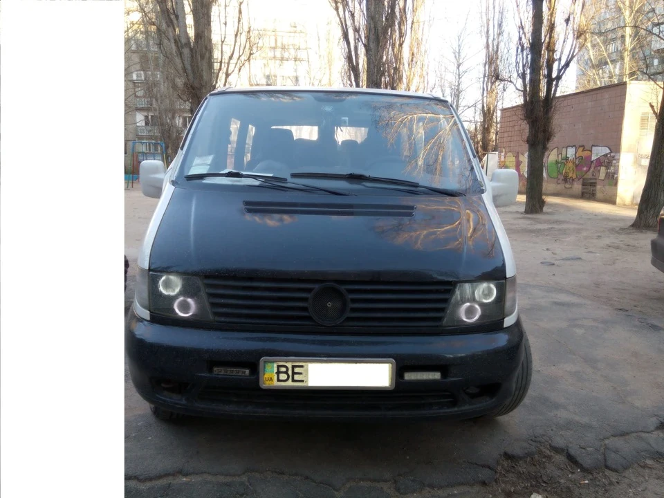 Приходить час і приходиться робити так.