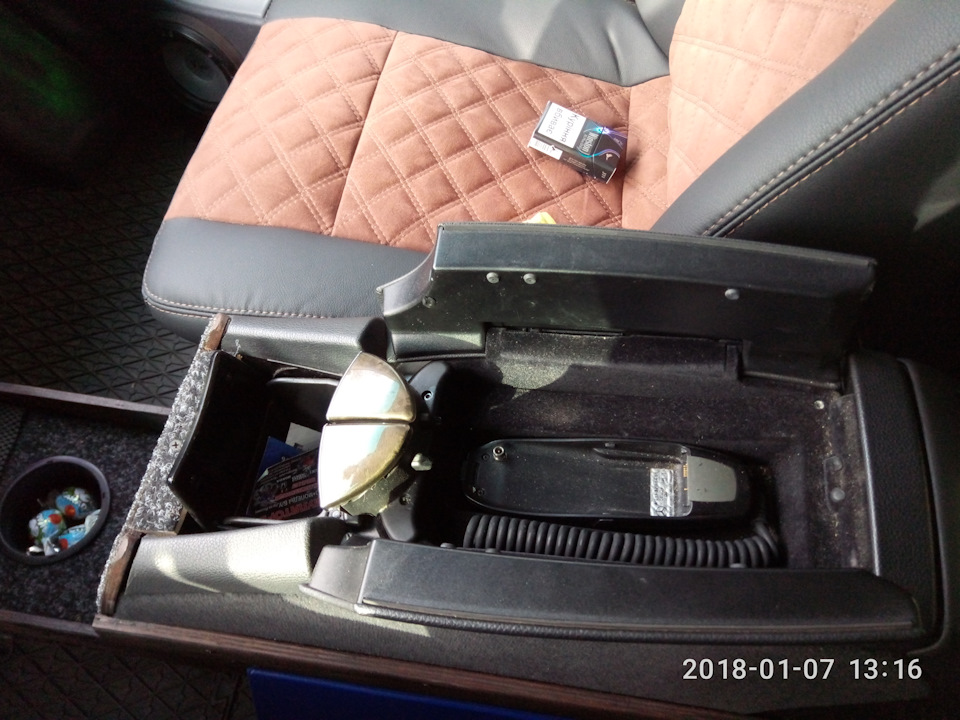 Підлокітник вито своїми руками 5