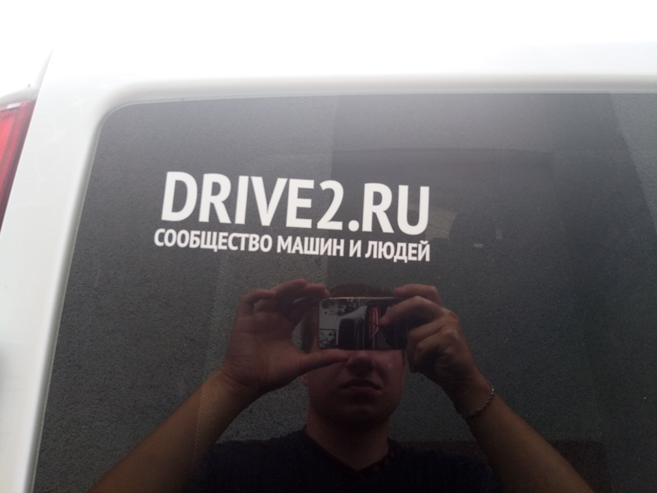 Приклеїв наклейки для свого мерса 2
