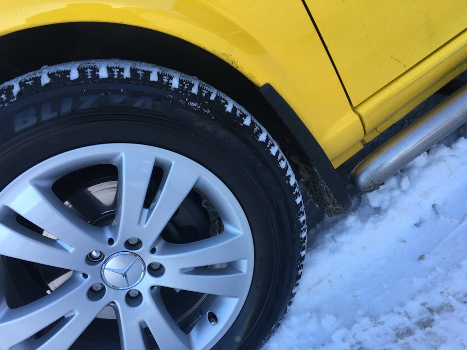 Гума на зиму Bridgestone Blizzak Revo GZ 2