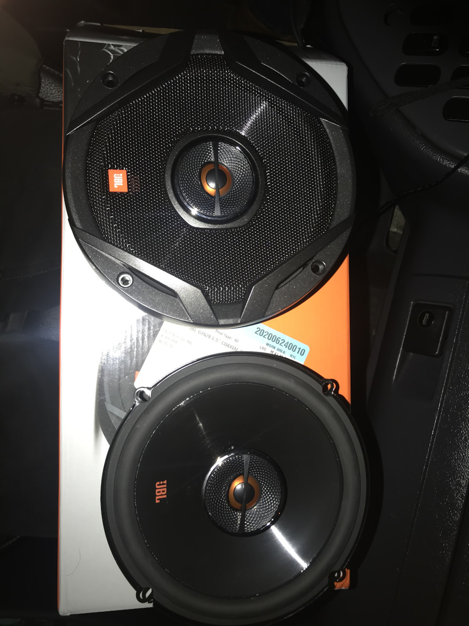 Невеликий початок JBL GX628 1