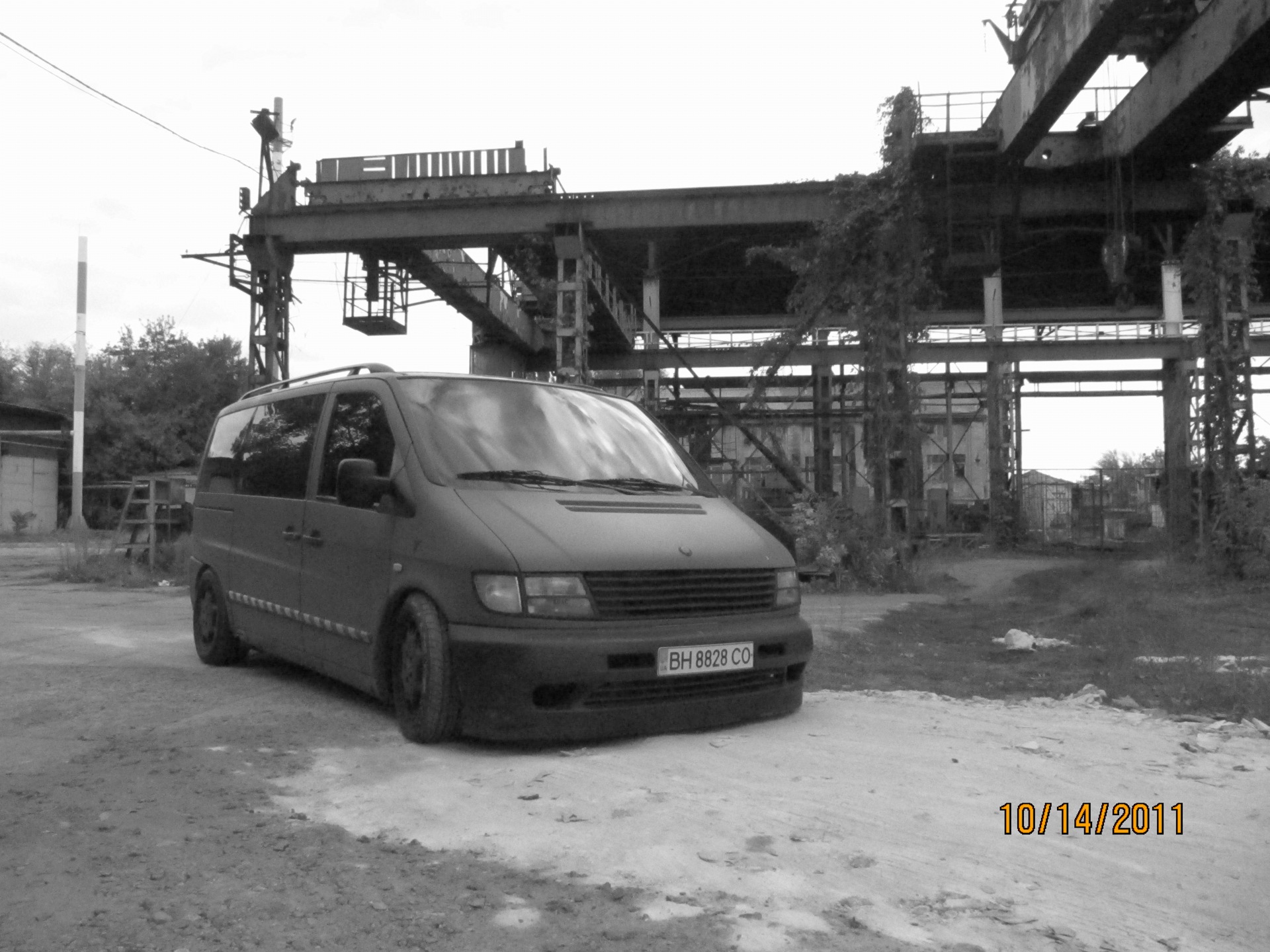 фотки із занедбаного заводу 4