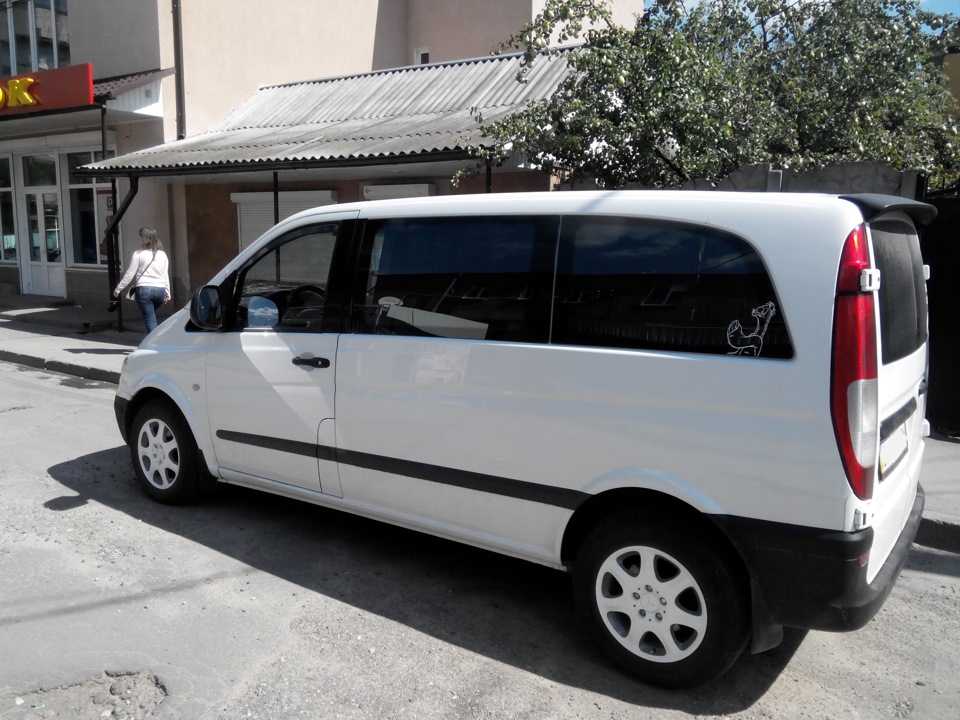 Чорні шторки на Vito 639 Туреччина 3