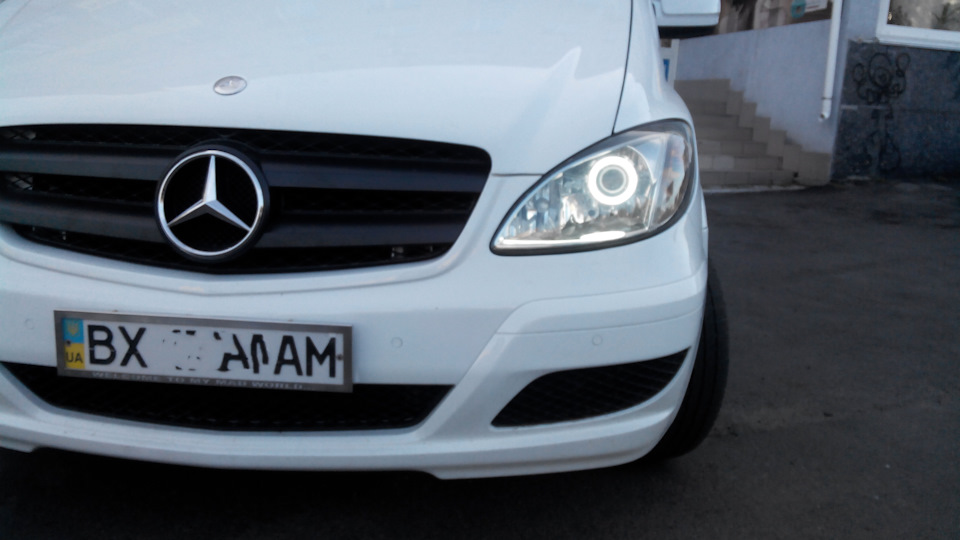 Фото в новому образі. Вилучив вії на Mercedes Vito W639 2