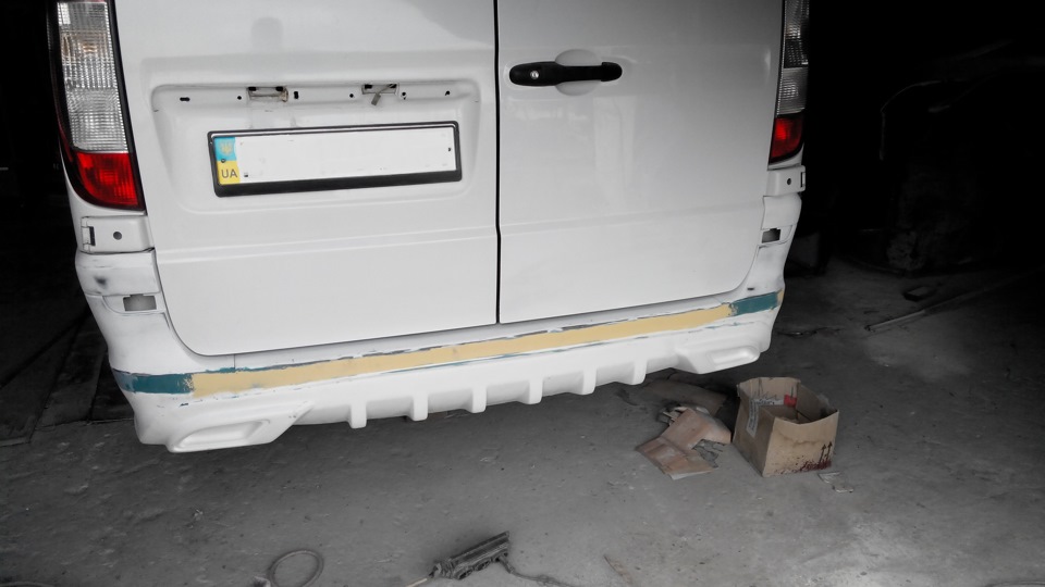 Накладка на задній бампер Vito W639 продовження 5