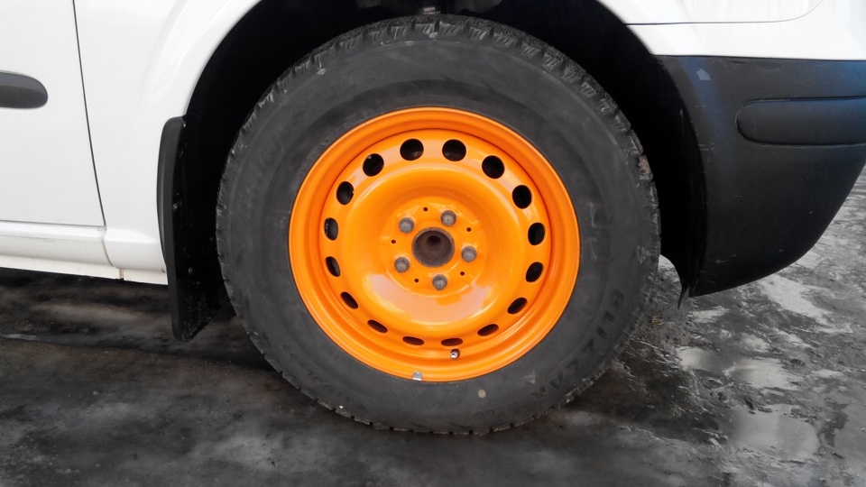 Фарбування зимових дисків Vito 639 1