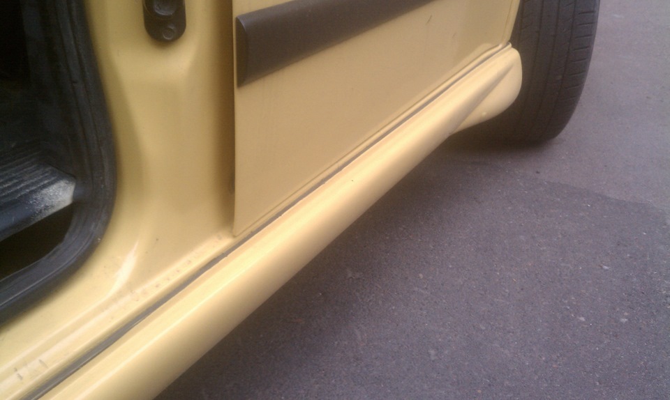 Повісив пластикові пороги. 2
