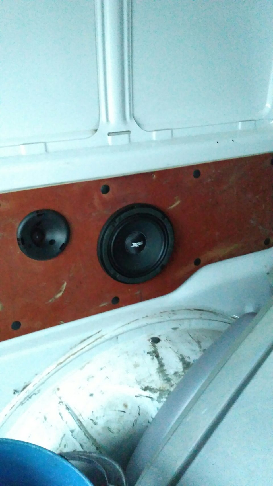 Встановив мідбас alphard x6c 2