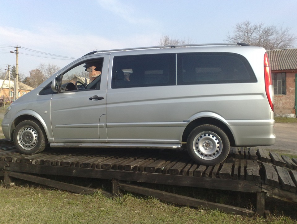 минув місяць 5