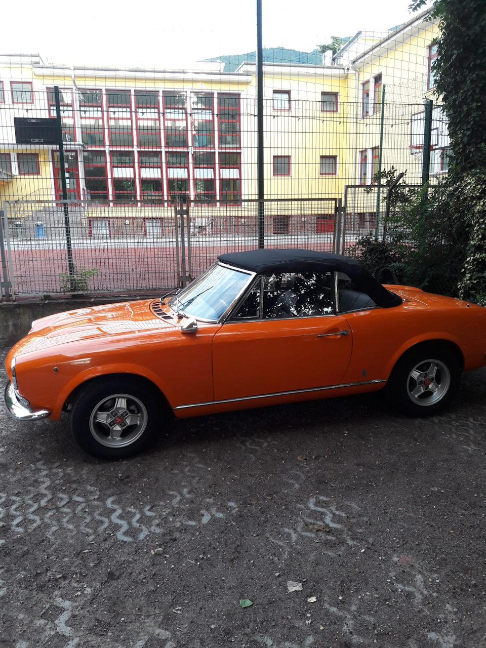 Fiat 2