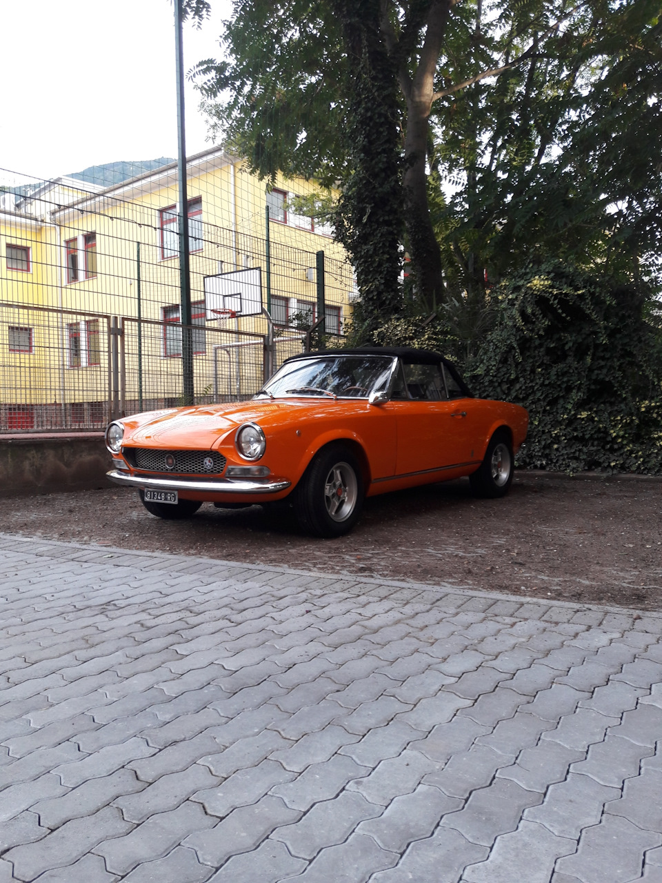 Fiat 1