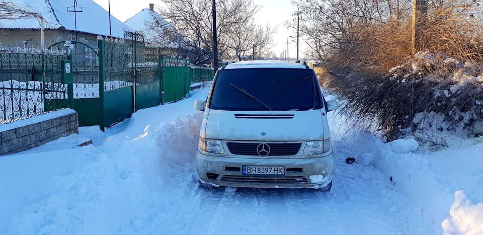 Зламалася трапеція двірників. 1