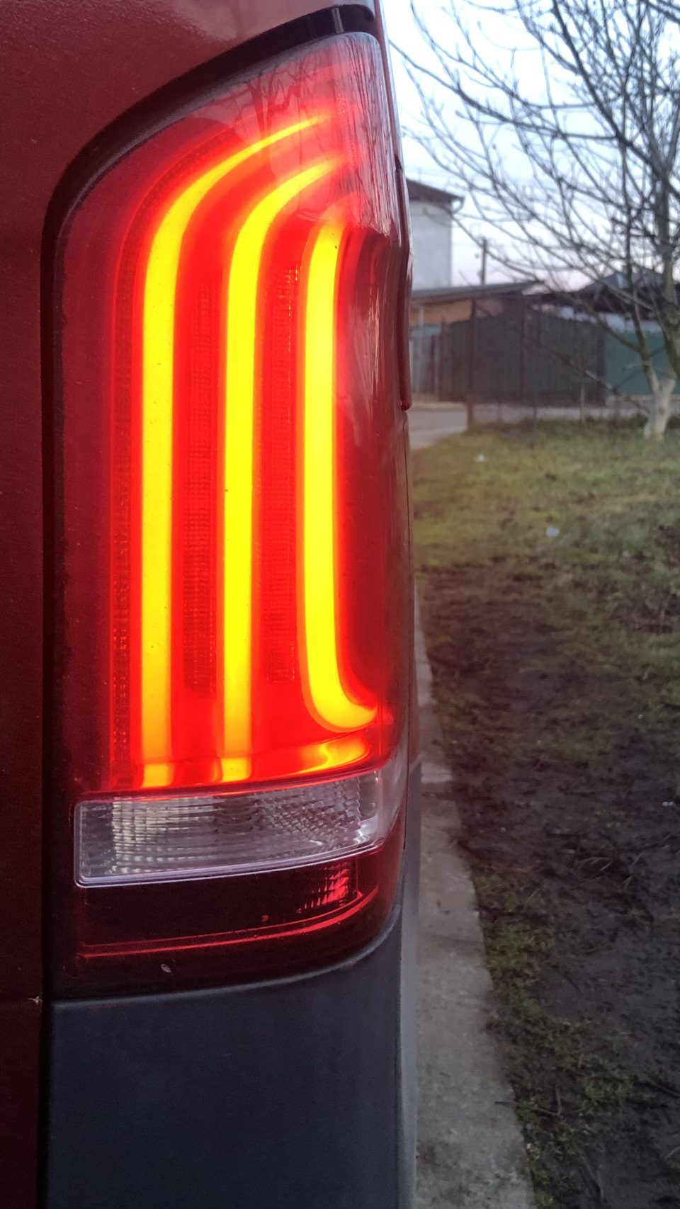 Заміна задніх ліхтарів на LED Vito w447 1