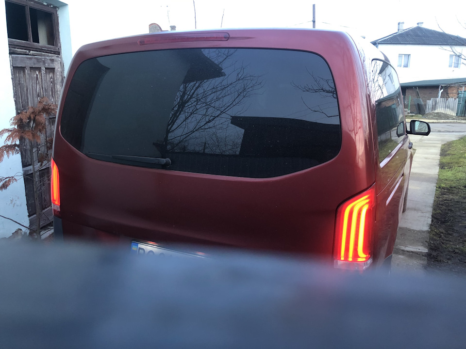 Заміна задніх ліхтарів на LED Vito w447 3