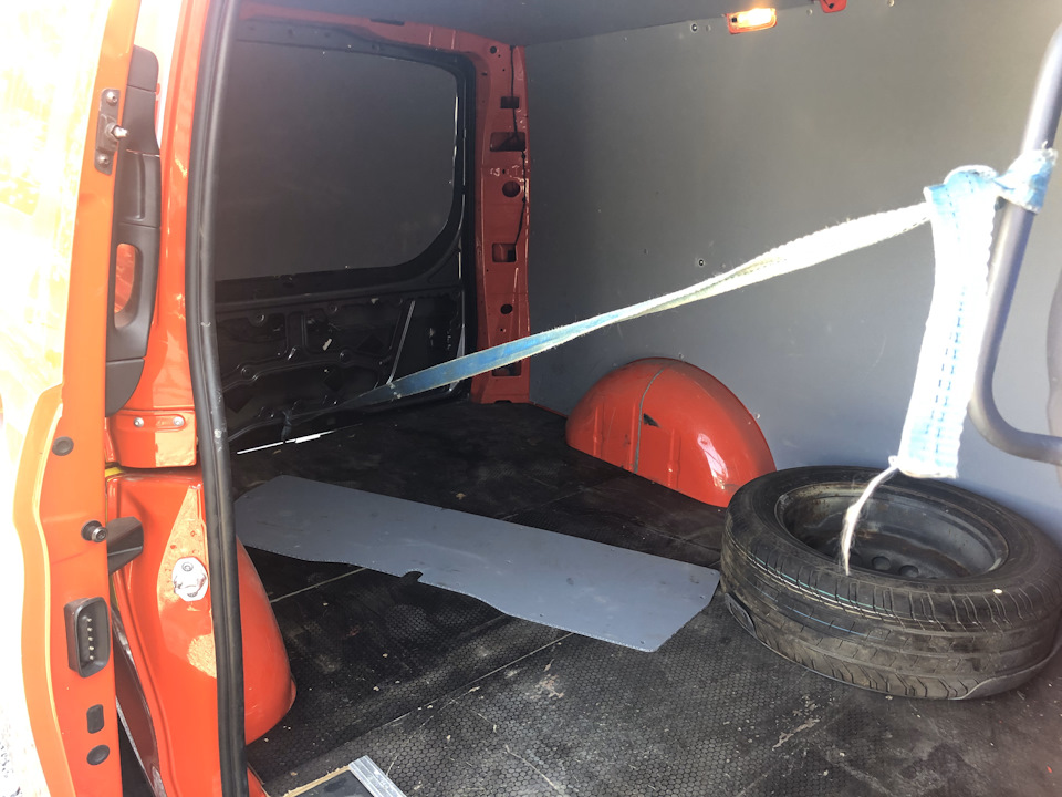 Знайомство з Vito w447 4