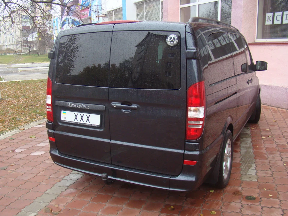 Продам Рестайл Ліхтарі Hella Vito Viano w639 під Розстібні Двері!