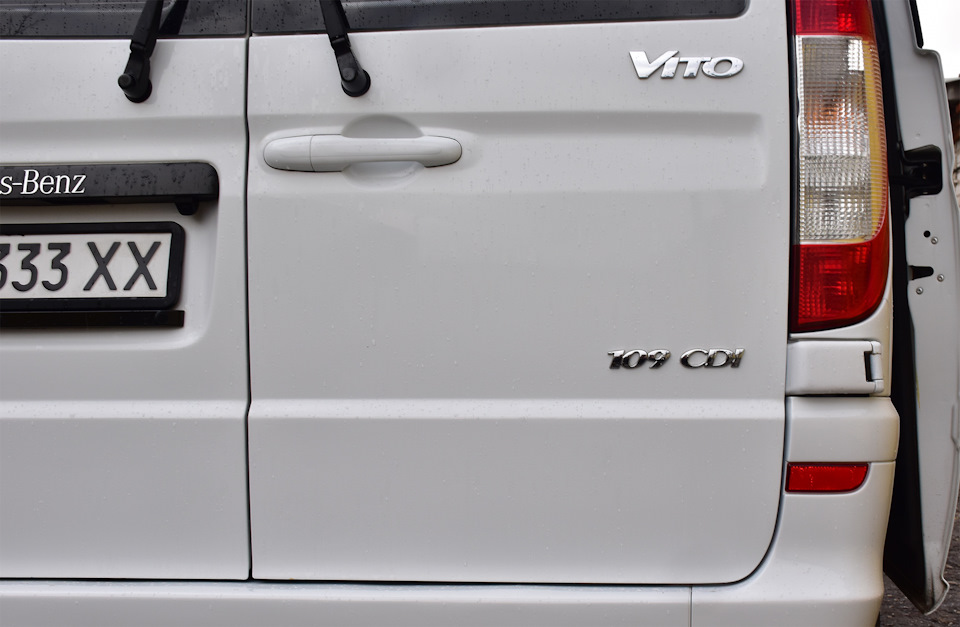 Емблема 109 CDI 1