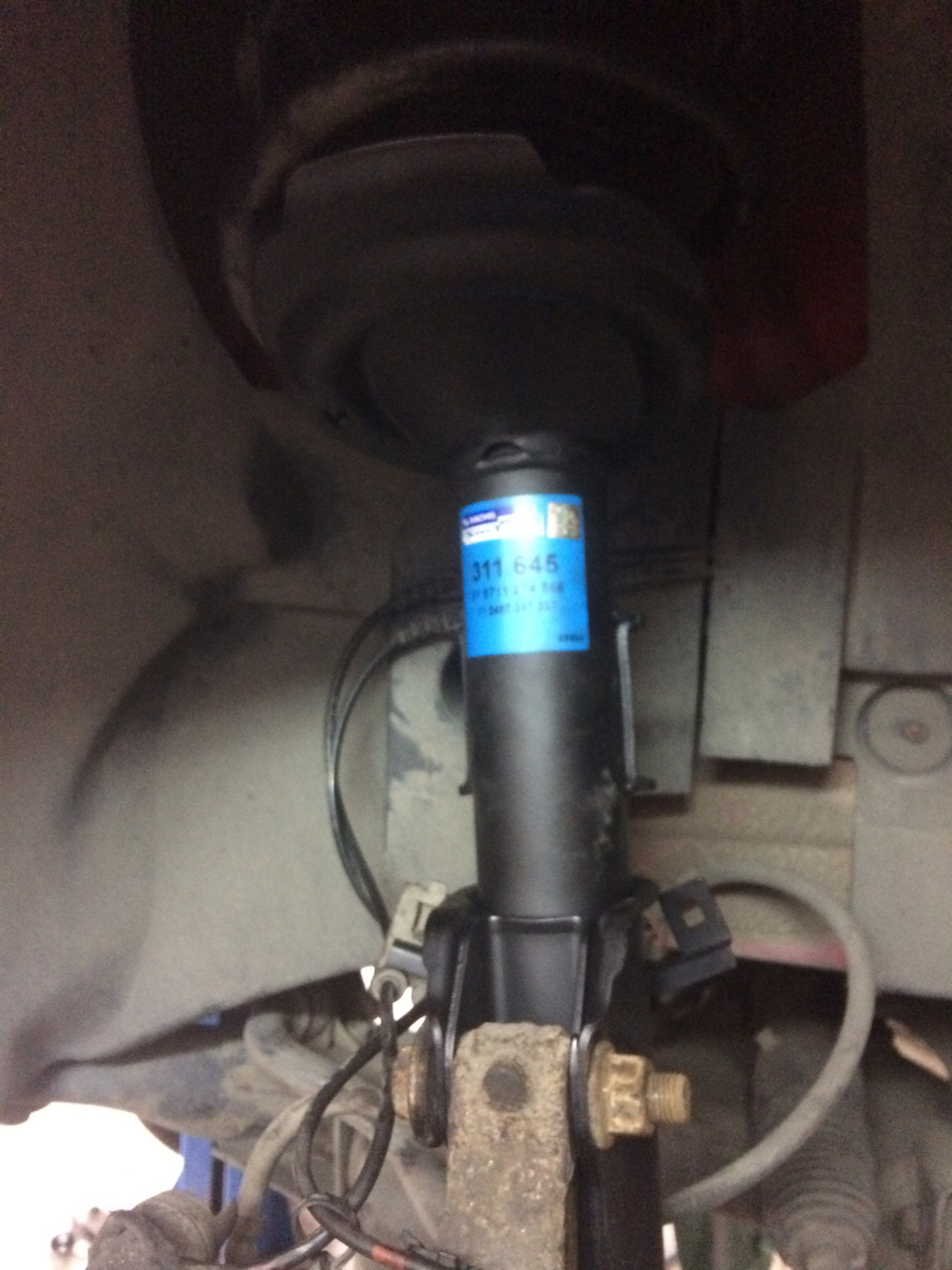 Заміна стійок передніх Sachs 1